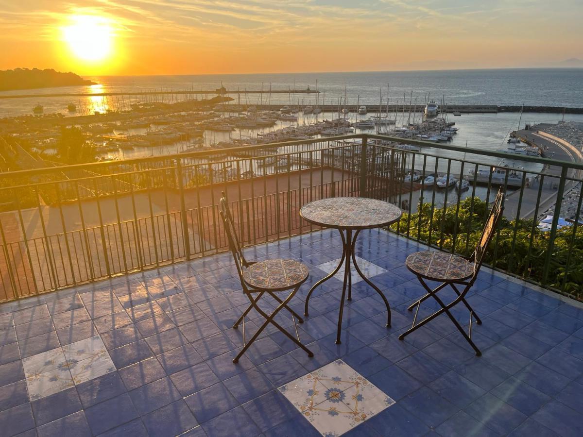 Punta Lingua Relais - 2 Sunset Terrace Bed and breakfast Procida